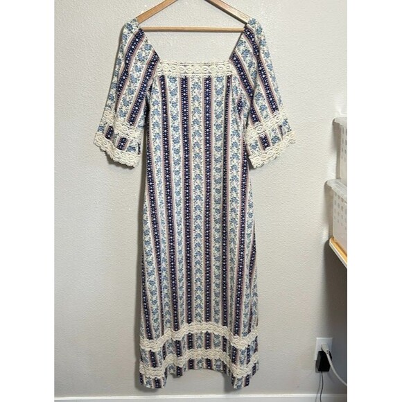 Princess Kaiulani Hawaiian Maxi Floral Dress L 16 Short Sleeves Lace Hem Boho - Picture 2 of 9